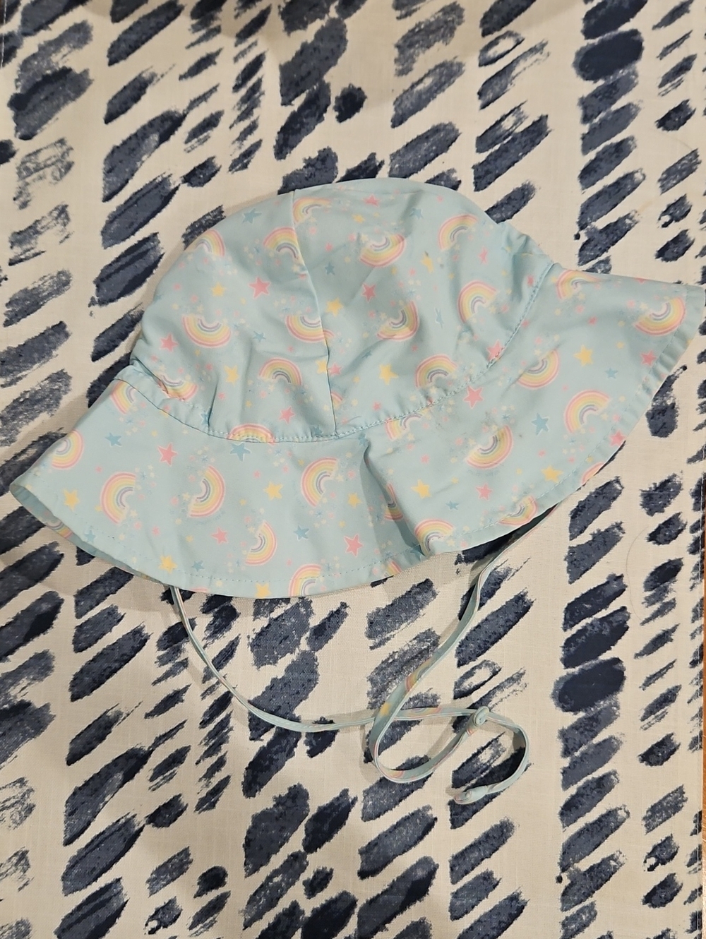 Green Sprouts Light Blue Rainbow & Stars Sun Hat with Chin Ties